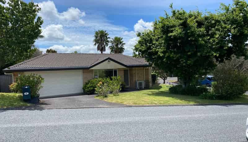 6 Midhurst Avenue, Henderson