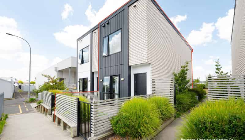 2/1 Vialou Street, Hamilton Central