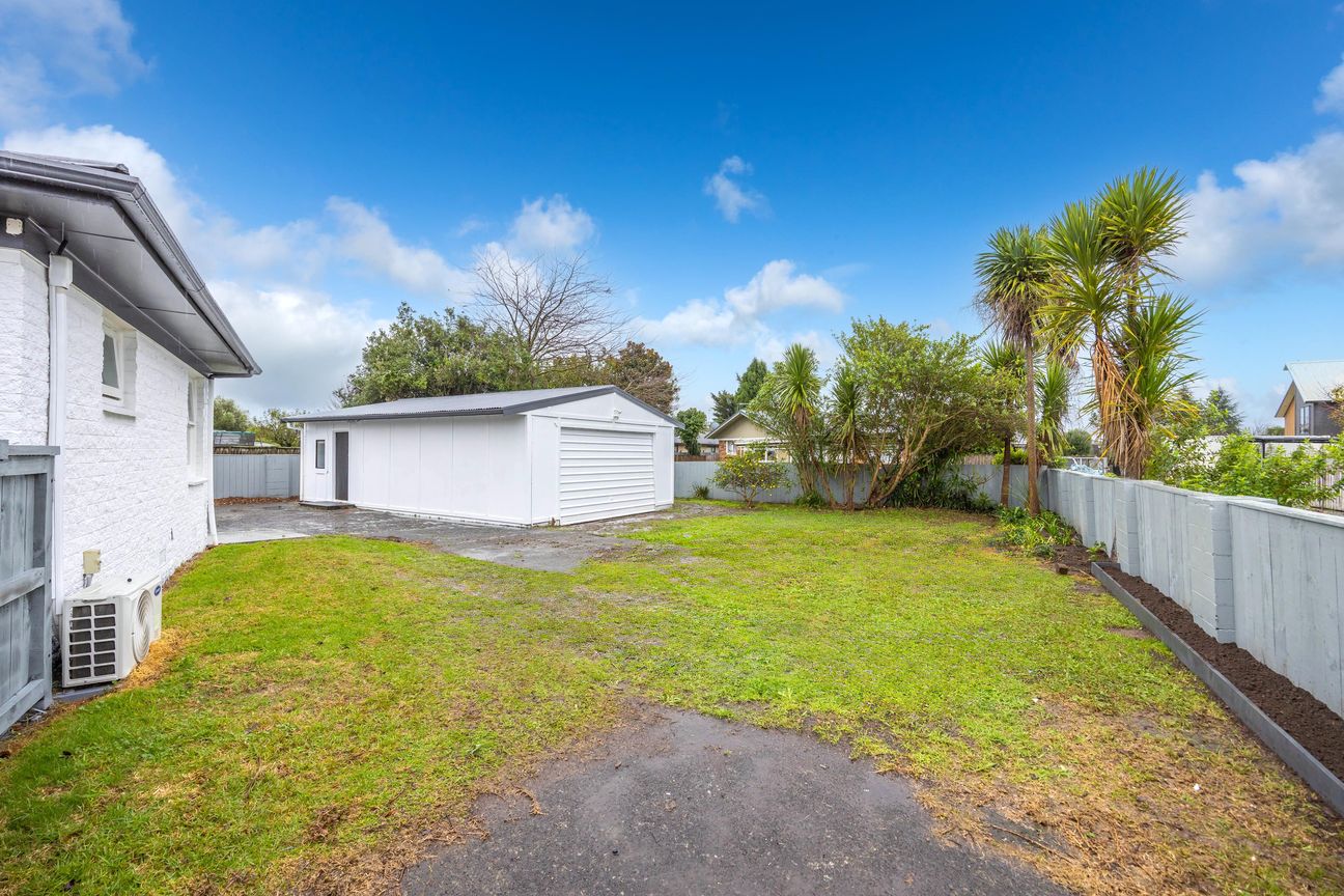 DEVELOPMENT POTENTIAL 842 SQM - HOME OR INCOME! - Fler