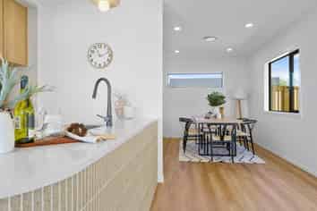 10E Bourke Drive, Cambridge