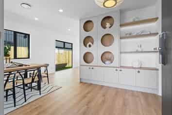 10E Bourke Drive, Cambridge