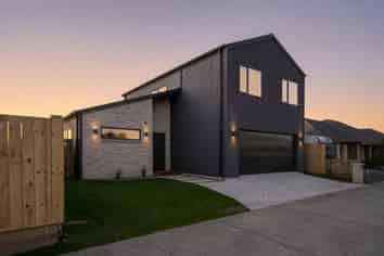 10E Bourke Drive, Cambridge