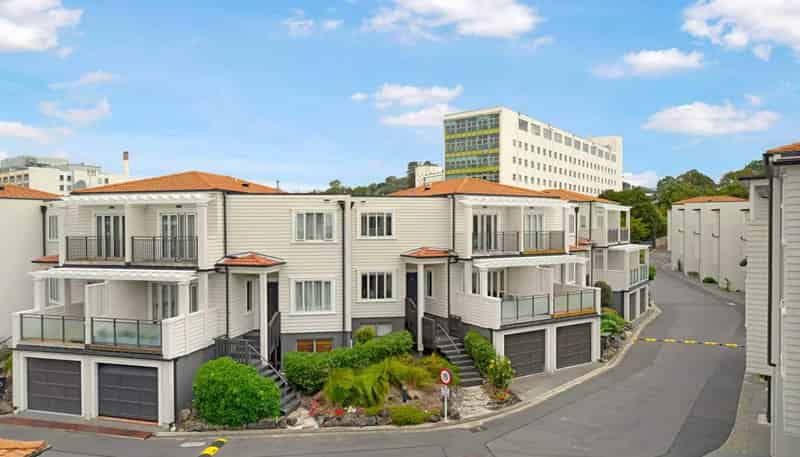 38/218 Green Lane West, Epsom