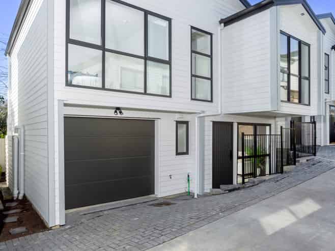 3/ 35 Matipo Road, Mairangi Bay