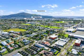 Prime InnerCity Freehold Accommodation Opportunity