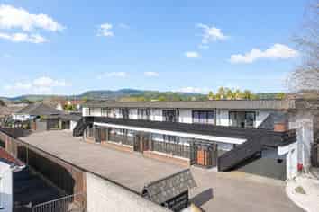 Prime InnerCity Freehold Accommodation Opportunity