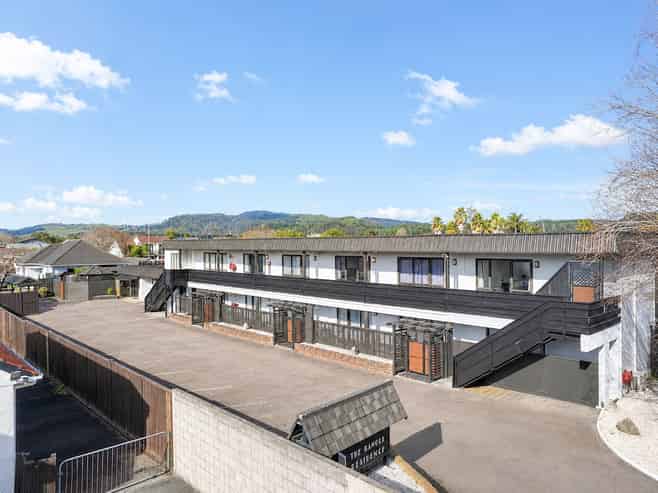 Prime InnerCity Freehold Accommodation Opportunity