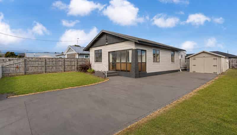 13 Saxton Street, Levin