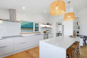 43 Jacksons Road, Lyttelton