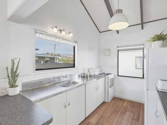 8A Church Place, Whanganui