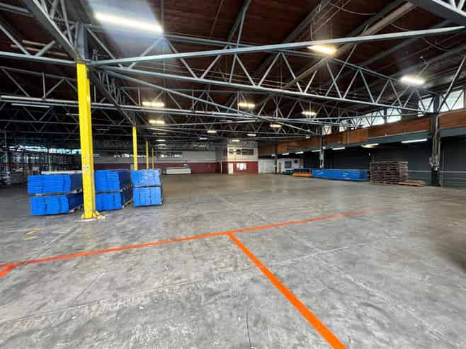 Affordable $150psqm Mt Wellington Racked Warehouse