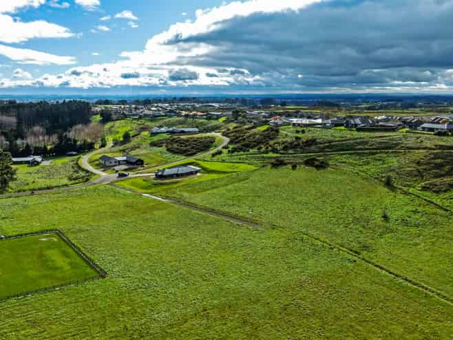 14 Tuscany Way, Fitzherbert