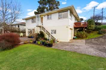 257 Sunset Road, Sunnynook