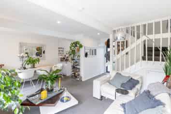 13/27 Cornwall Street, Saint Albans