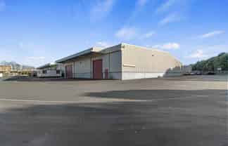 Rare Large-Scale Warehouse & Yard Opportunity