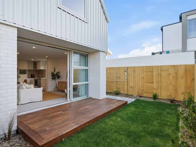 5/75 Stanmore Road, Linwood