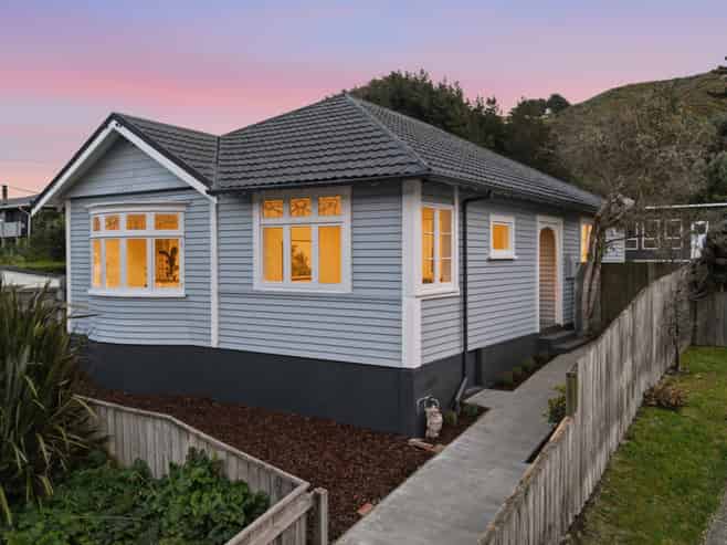 65 Happy Valley Road, Owhiro Bay