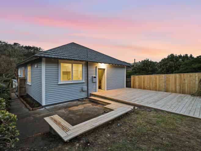 65 Happy Valley Road, Owhiro Bay