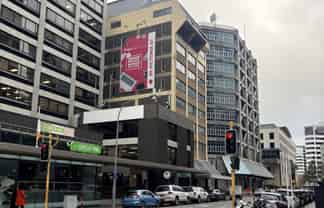 Level 8 floor - centrally located