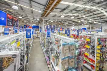 New 10-year lease extension to Spotlight