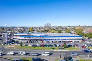 New 10-year lease extension to Spotlight