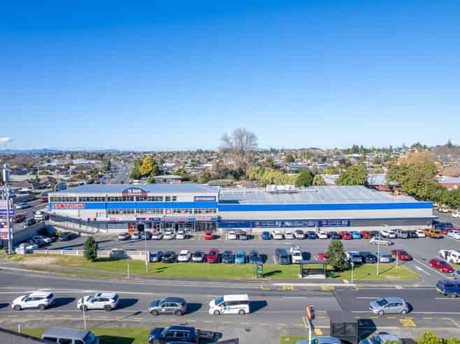 New 10-year lease extension to Spotlight