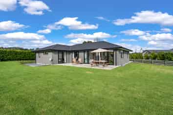 7 Sands Road, Glenbervie