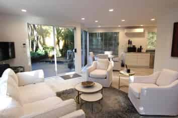 20D St Georges Bay Road (Fully Furnished Luxury), Parnell