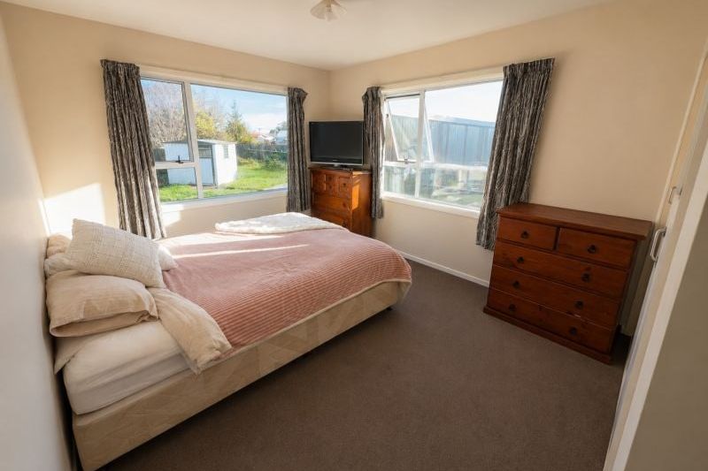 ISLINGTON- THREE BEDROOMS, HEAT PUMP, SINGLE GARAGE - Ansicht 6