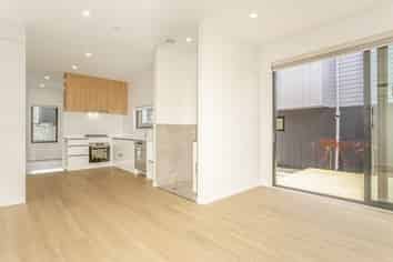 32B Windermere Crescent, Blockhouse Bay