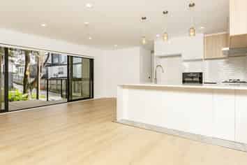 32D Windermere Crescent, Blockhouse Bay