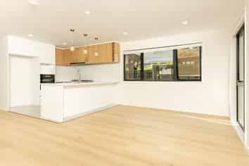 32D Windermere Crescent, Blockhouse Bay