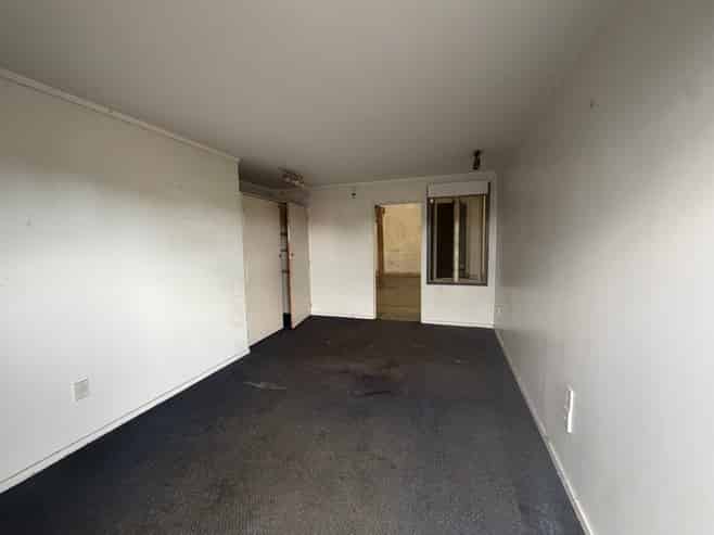 Investment or Owner-Occupier Opportunity