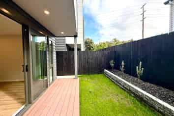 2/1 Puriri Street, Takapuna