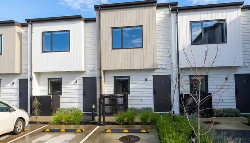 9/48 Moire Road, Massey