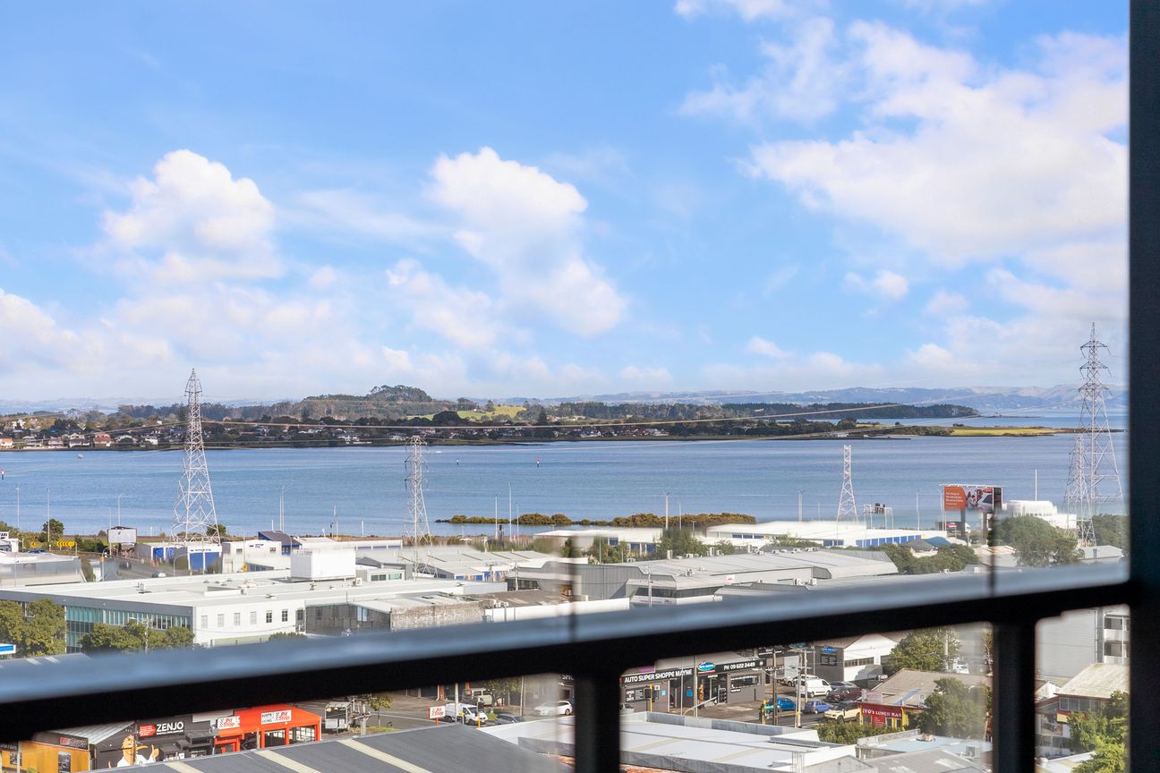 PENTHOUSE + CAR PARK UNDER $600,000! – pohled 3