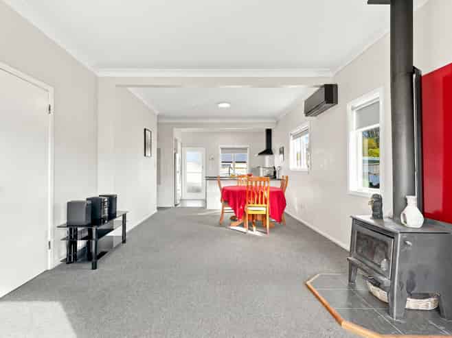 43 Field Street, Aramoho