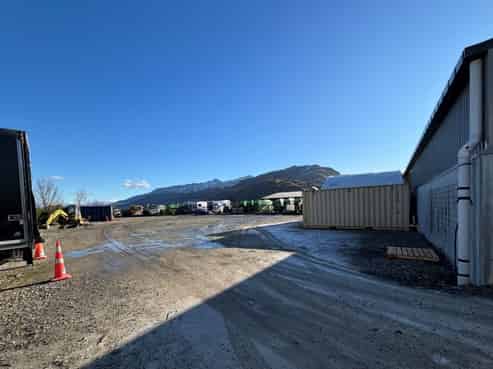 Large Frankton Yard for Lease