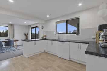 22 Sandstone Crescent , Rolleston