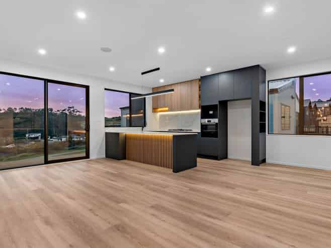 244C West Hoe Heights, Orewa