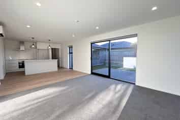 2 Accadia Drive, Rolleston