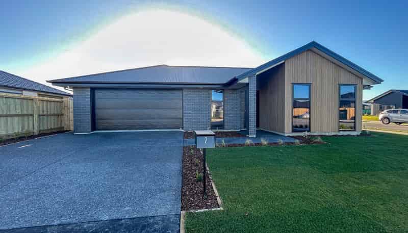 2 Accadia Drive, Rolleston