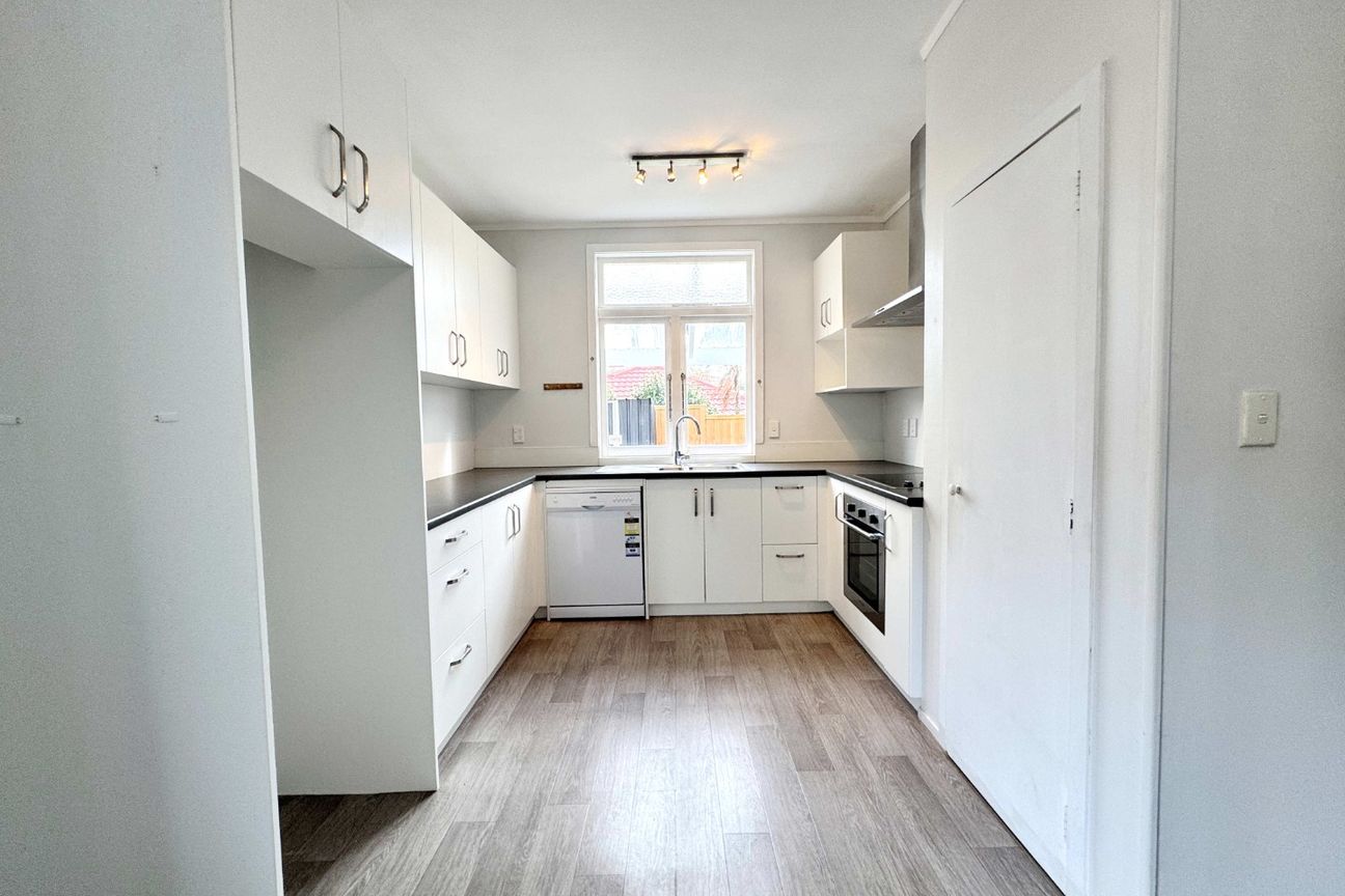 Fabulous Family Home in One Tree Hill - Widok 6