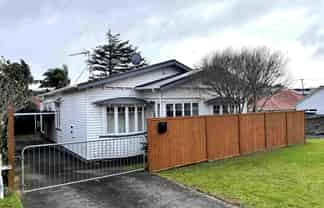 8 Te Kawa Road , One Tree Hill