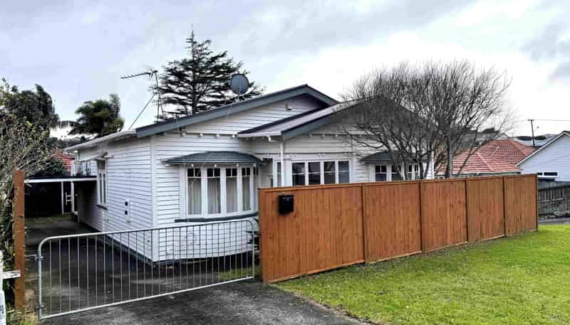 8 Te Kawa Road , One Tree Hill