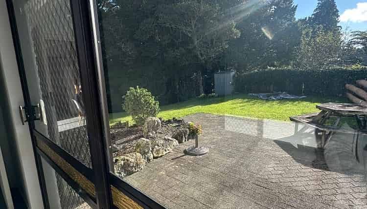 2/348 Cemetery Road, Maunu