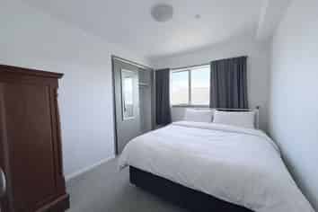 95E Felton Mathew Avenue, Saint Johns