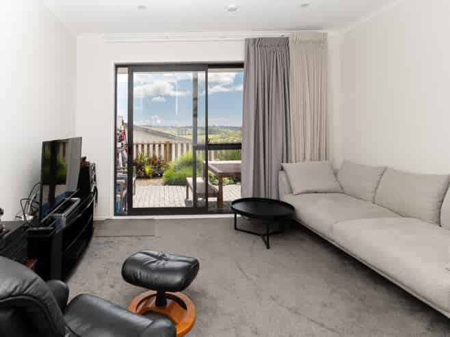 50 Pukewhero Rise, Westgate