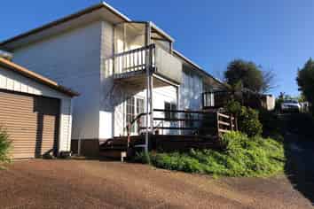 100 John Downs Drive, Browns Bay