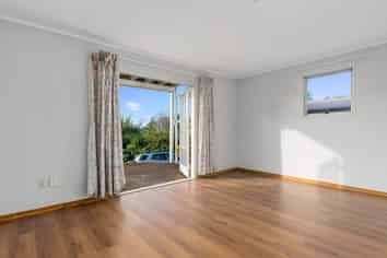 100 John Downs Drive, Browns Bay
